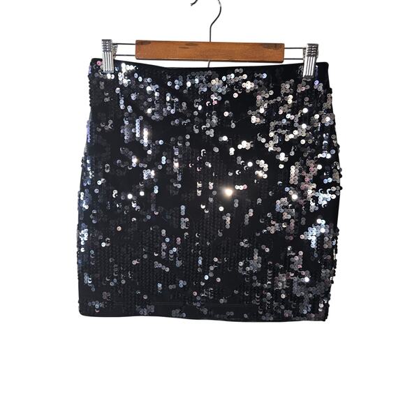 Express Dresses & Skirts - Express Black Velvet Sequin Mini Skirt Sz S
